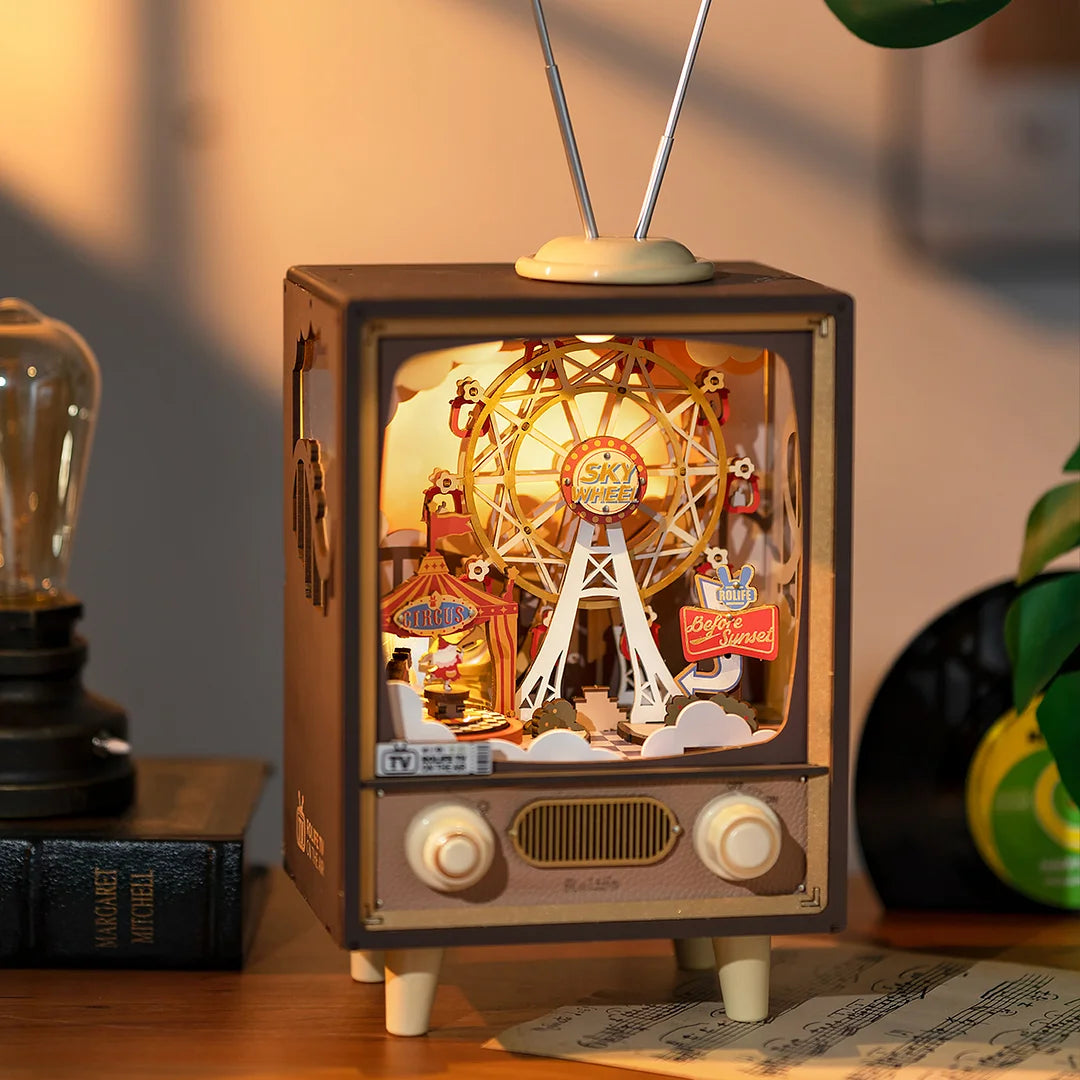 DIY Music Box Sunset Carnival AMT01 Rolife
