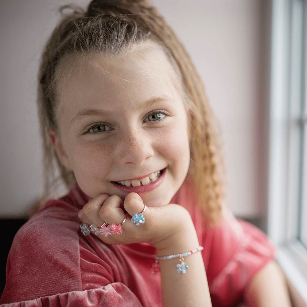 Great Pretenders Boutique Shimmer Flower Rings, 5 Pcs