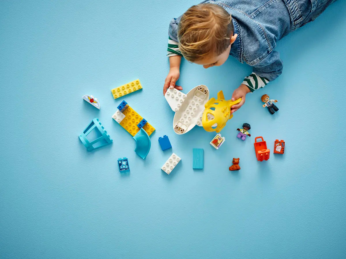 LEGO DUPLO First Time at the Airport 10443
