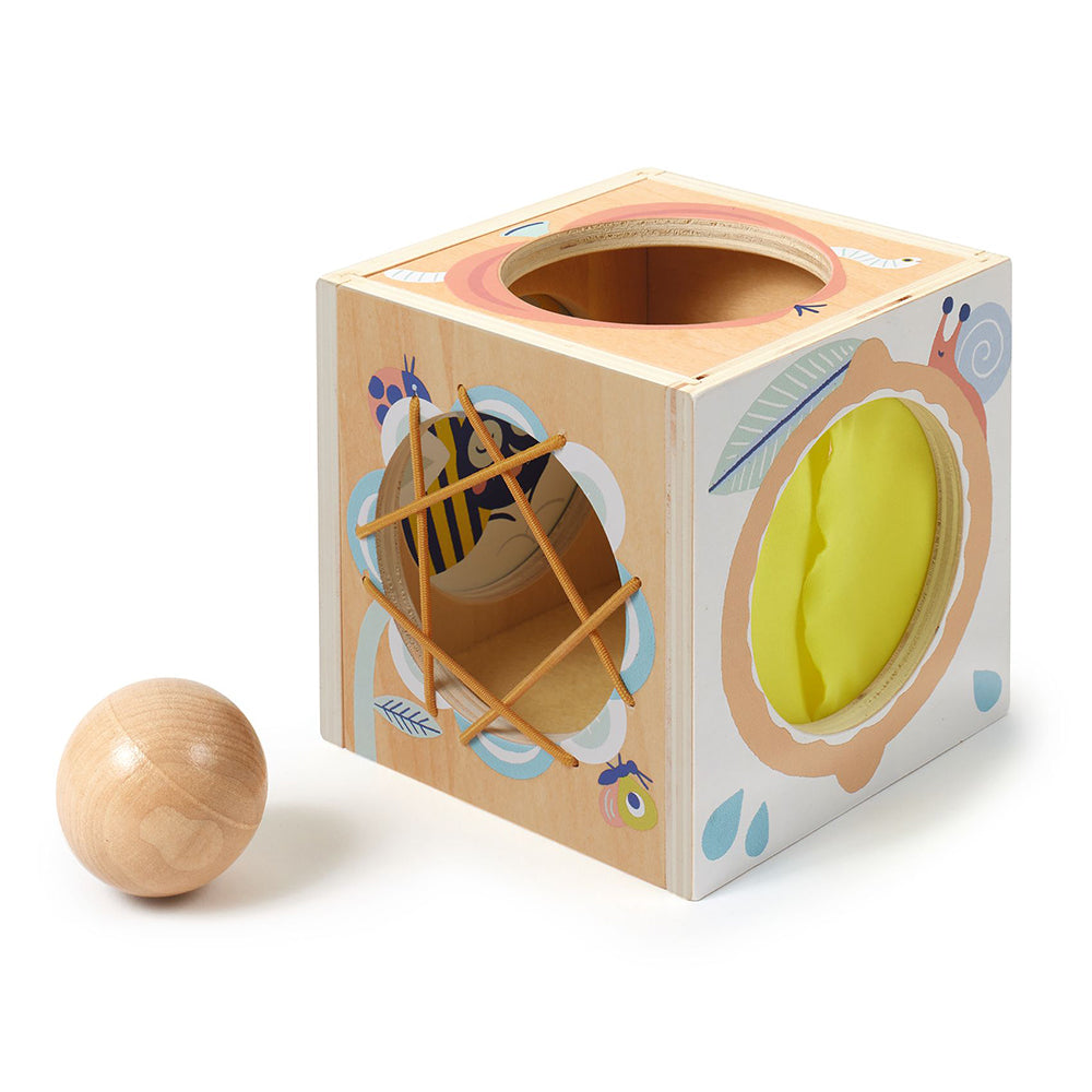 Djeco peekaboo BabyBox