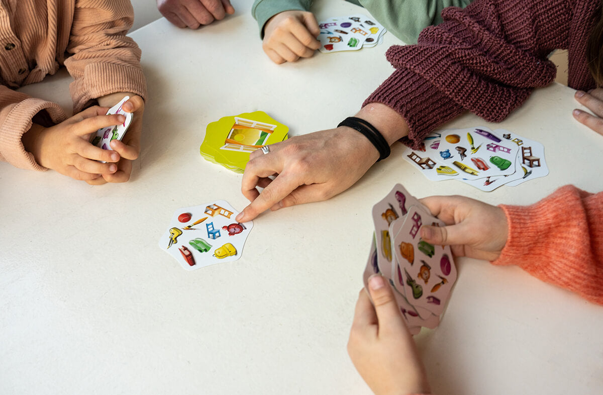 FlexiQ Switch it! card & dice game