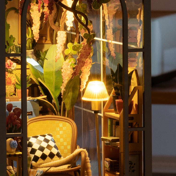 Garden House, Rolife DIY Book Nook, TGB06