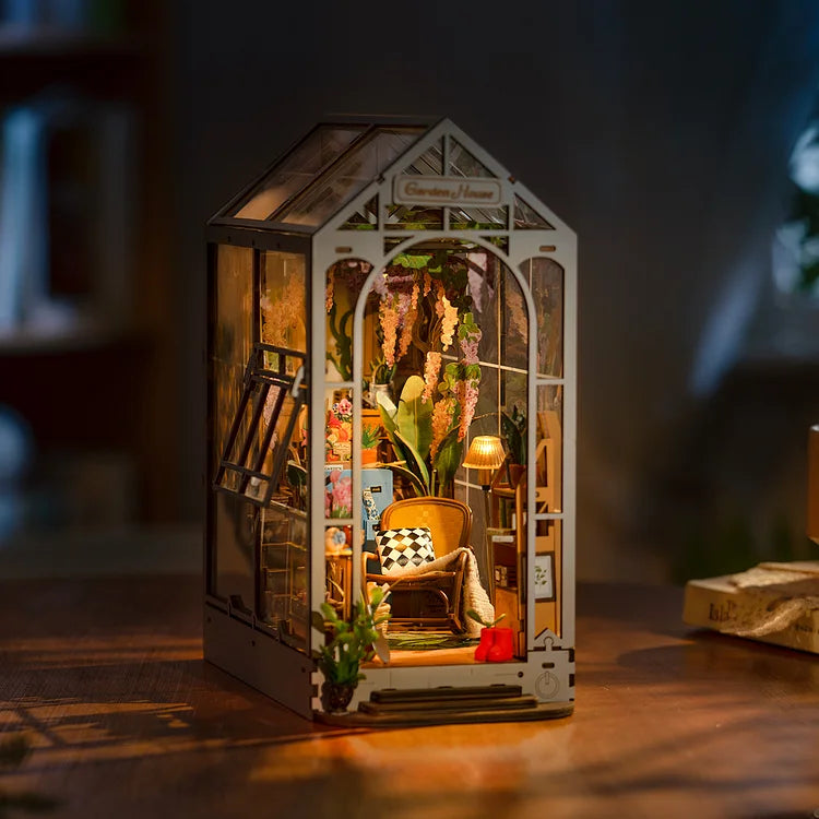 Garden House, Rolife DIY Book Nook, TGB06