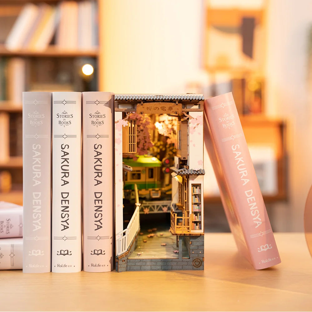 Sakura Densya, Rolife DIY Book Nook, TGB01