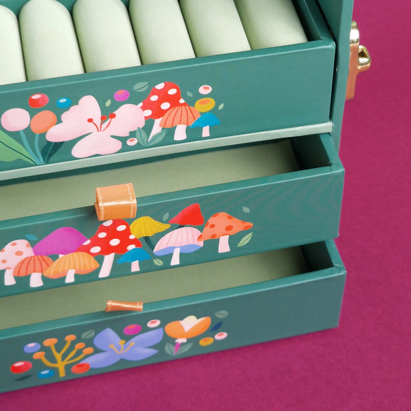 Svoora Musical Jewelry Box ‘Tree House’ with Drawers, Music, Wide Mirror & Ring Holder