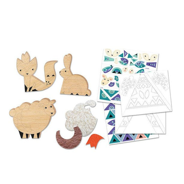The Wooden Tribe, Craft & Storytelling Set, 4+, 3 Wooden Figures With Stickers & Teepee