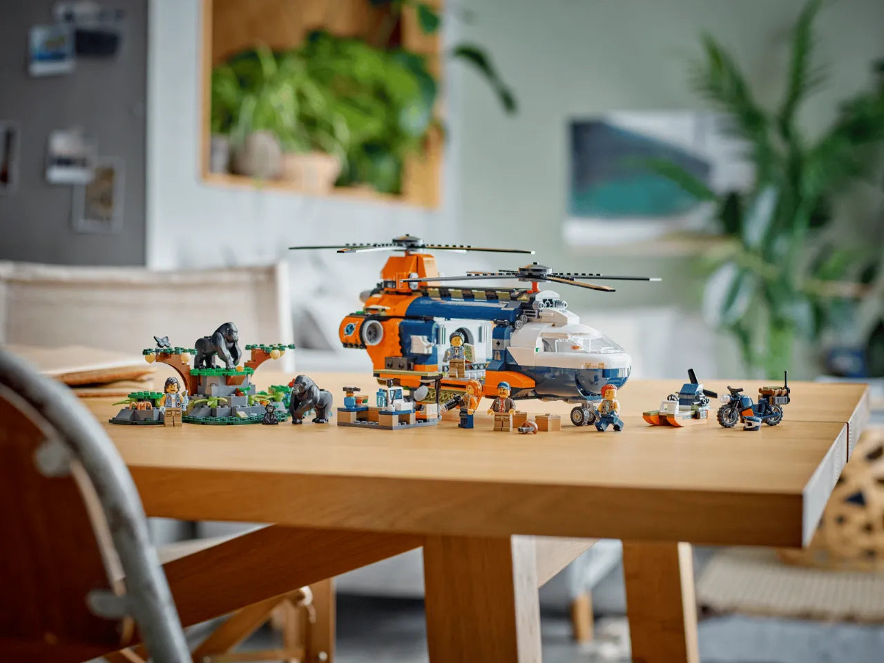 Jungle Explorer Helicopter at Base Camp, Lego City 60437