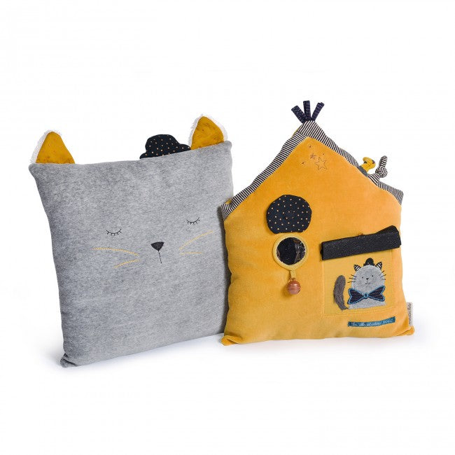 Yellow activity house Les Moustaches, Moulin Roty