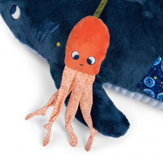 Large activity shark Les Aventures de Paulie Moulin Roty