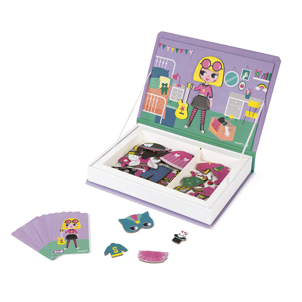 GIRL'S COSTUMES MAGNETI'BOOK Janod
