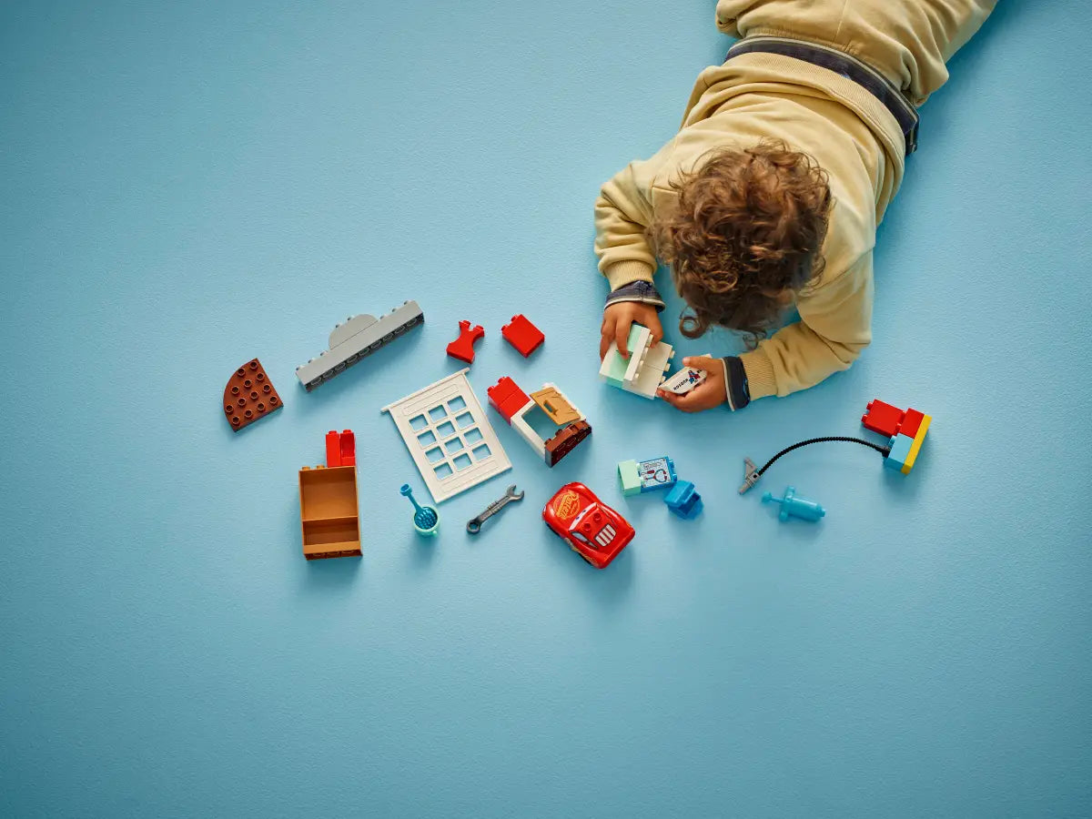 LEGO McQueen's Visit to Doc's Garage 10456