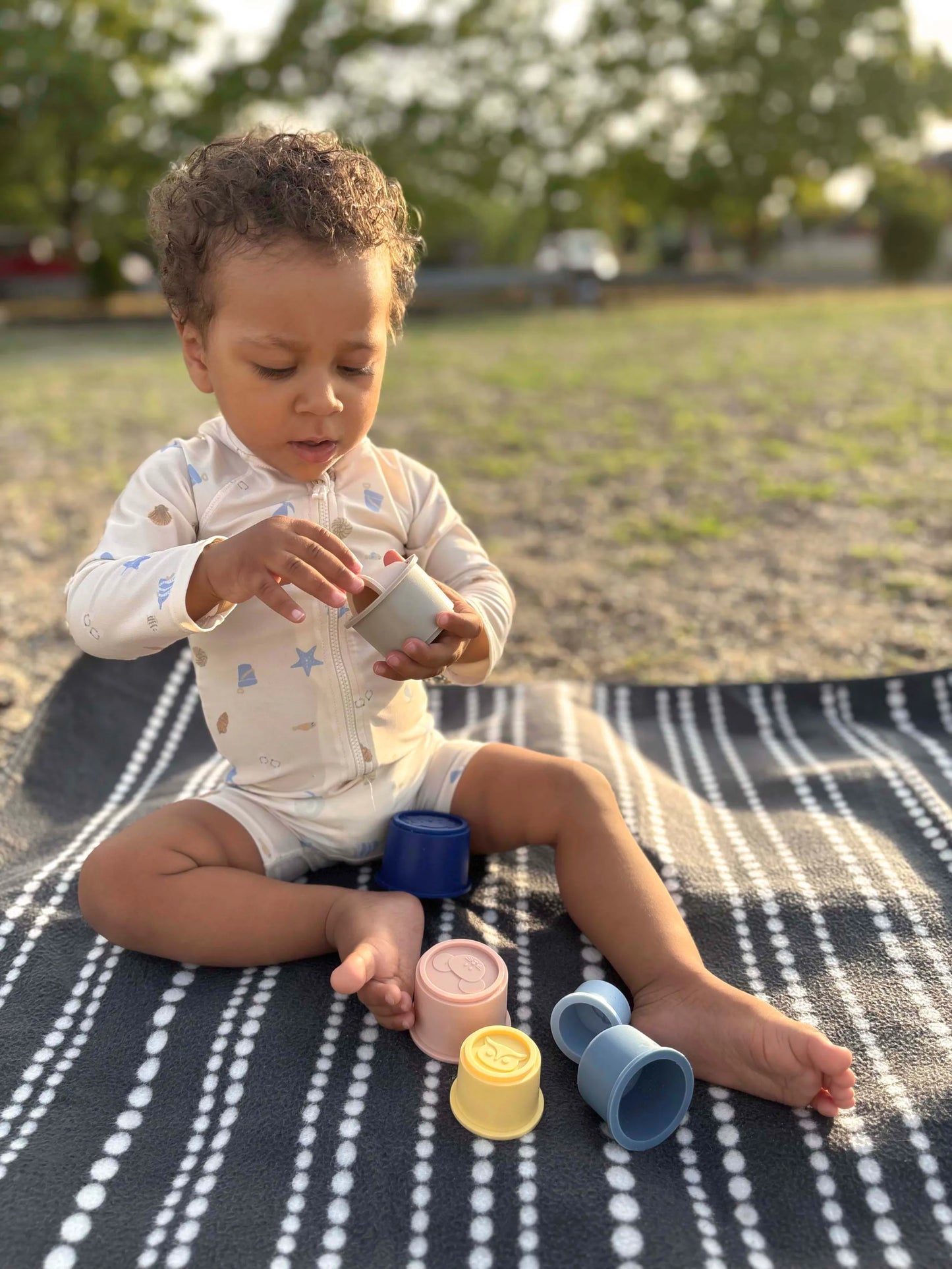 Silicone Stacking Cups, Small Foot