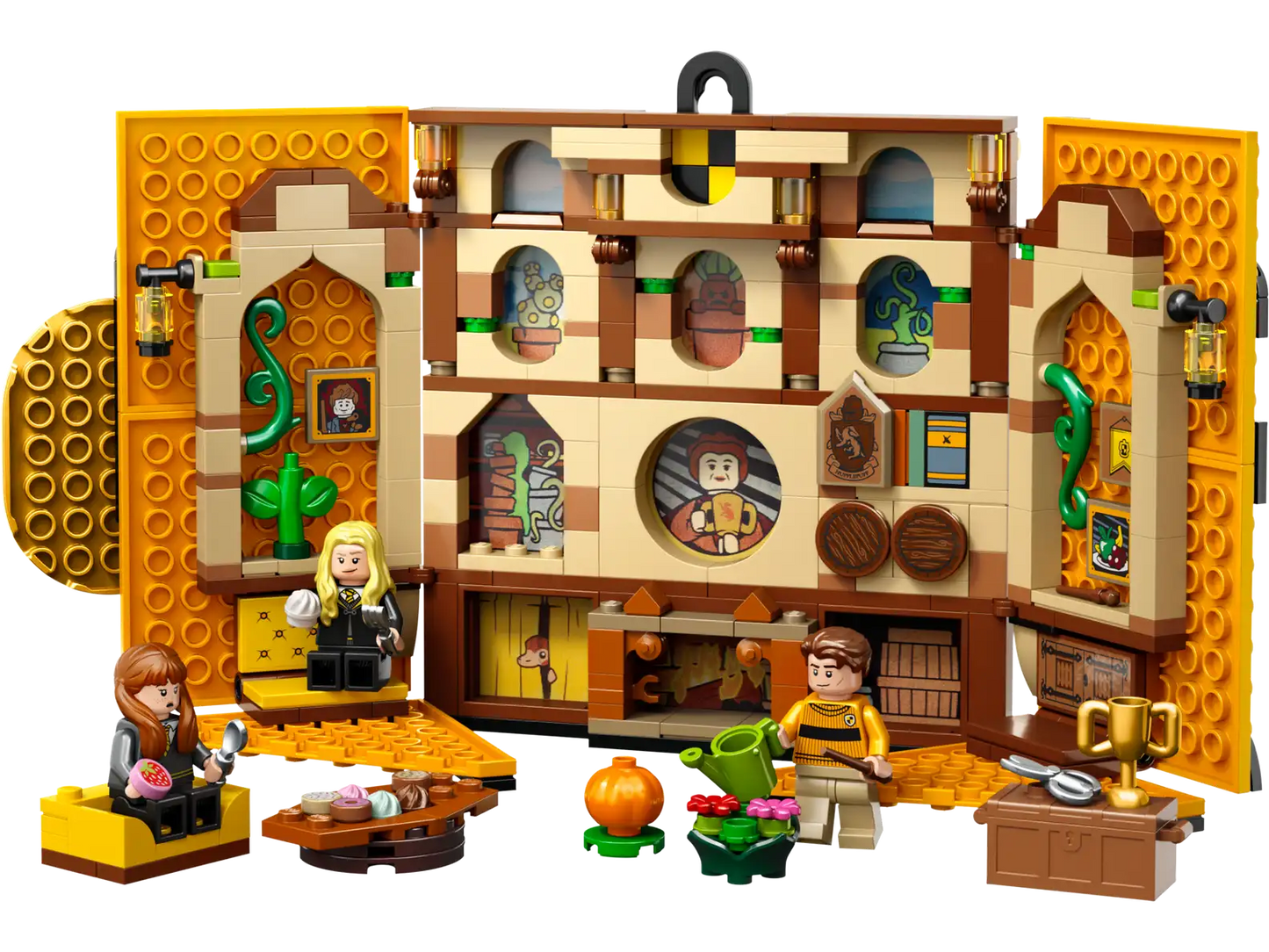 LEGO Harry Potter Hufflepuff House banner 76412