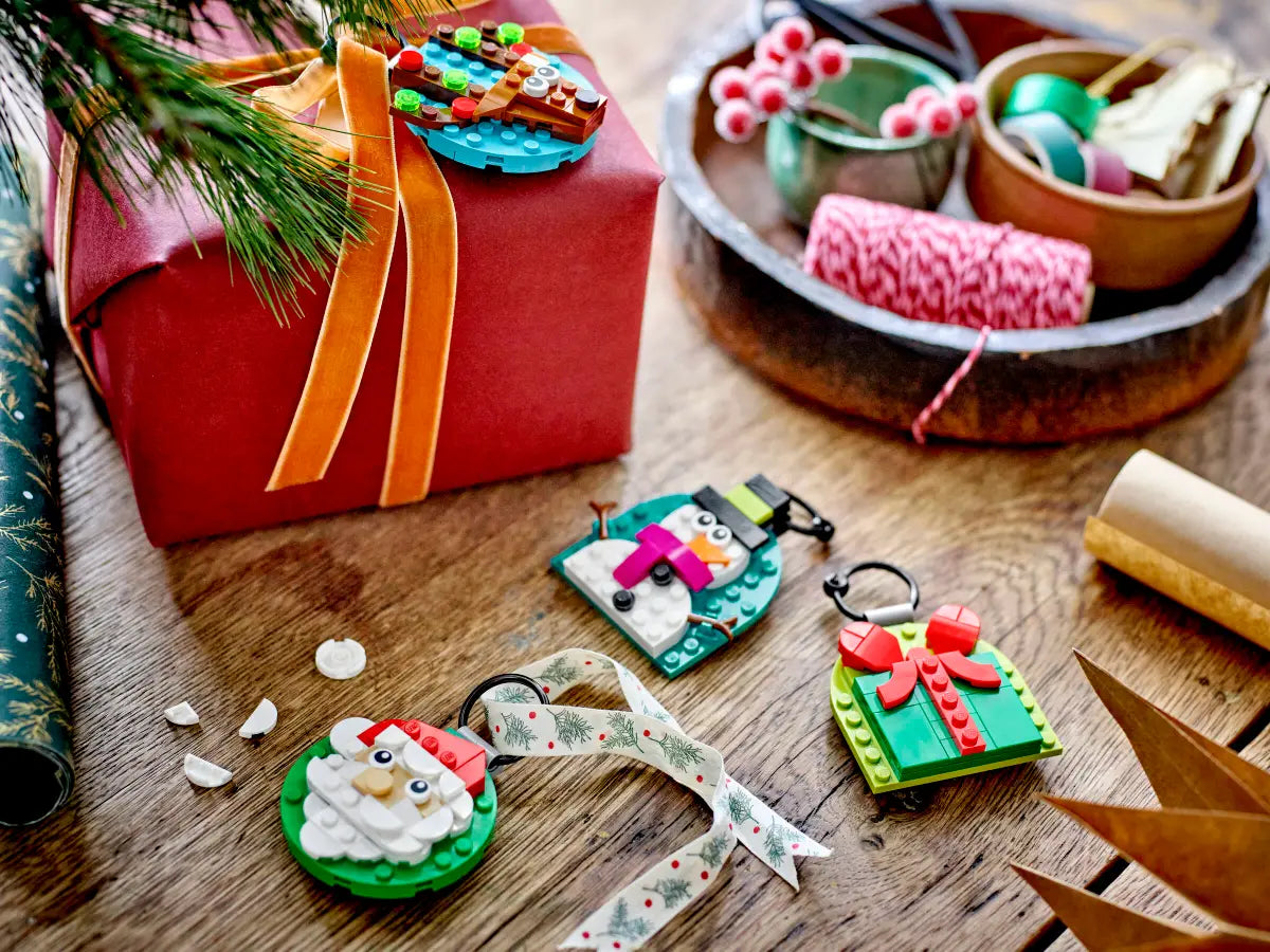 LEGO Christmas Ornament Selection 40744