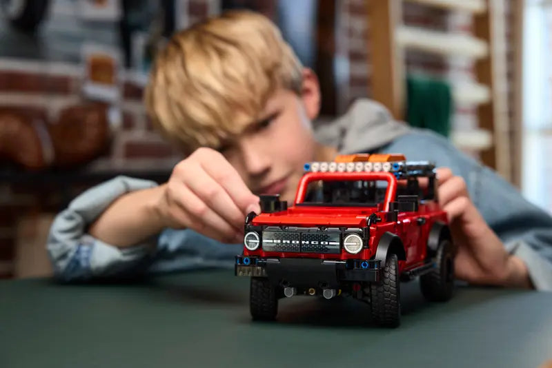 LEGO® Technic™ Ford Bronco® SUV 42213