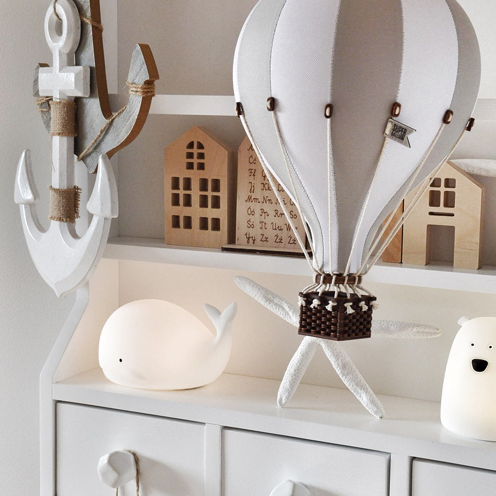 Rabbit & Friends Whale lamp with a remote control
