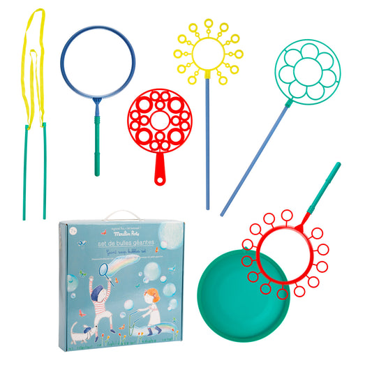 Giant soap bubbles set