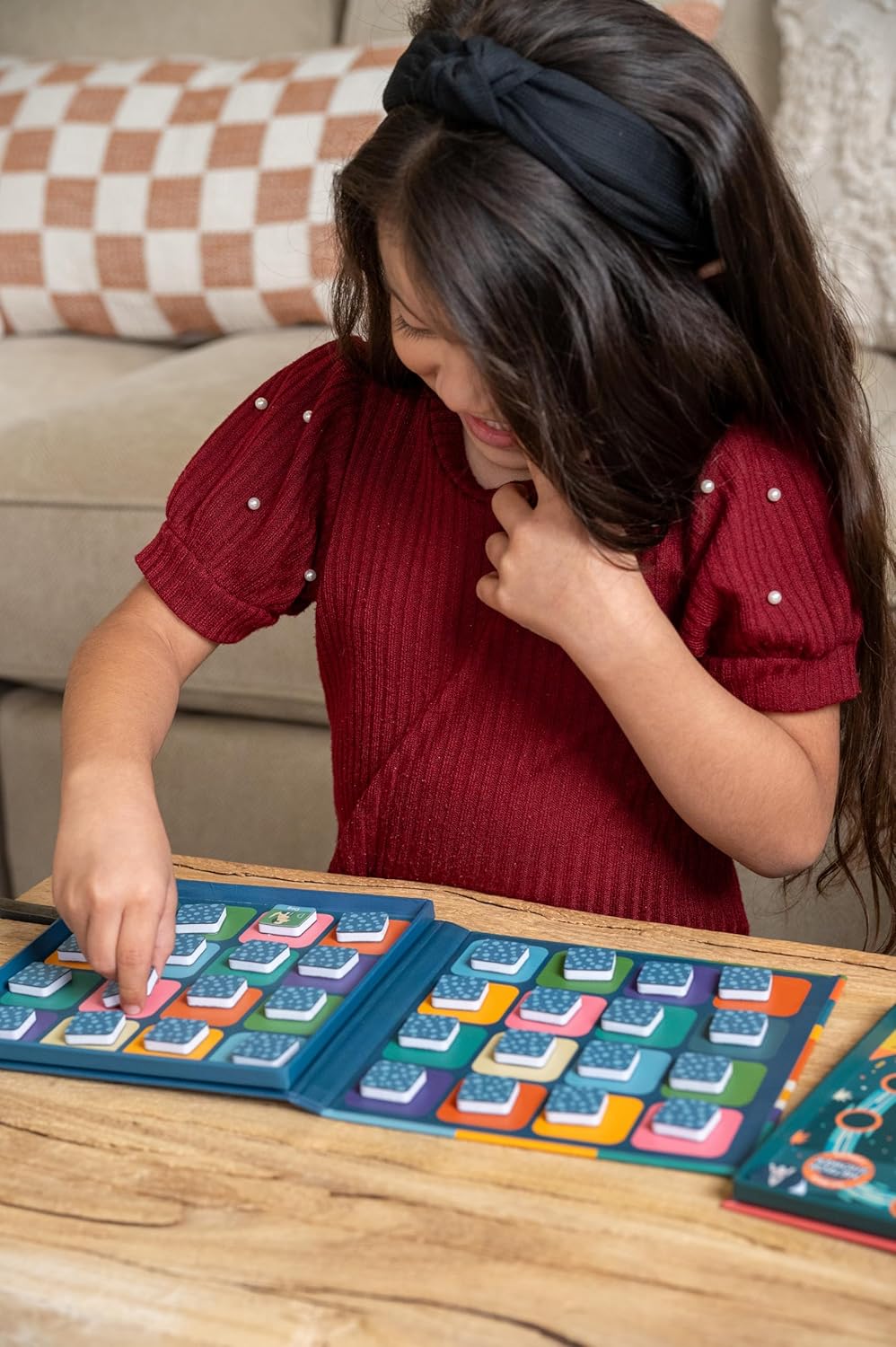 MAGNETIC MEMORY MATCING GAME ANIMALS S25