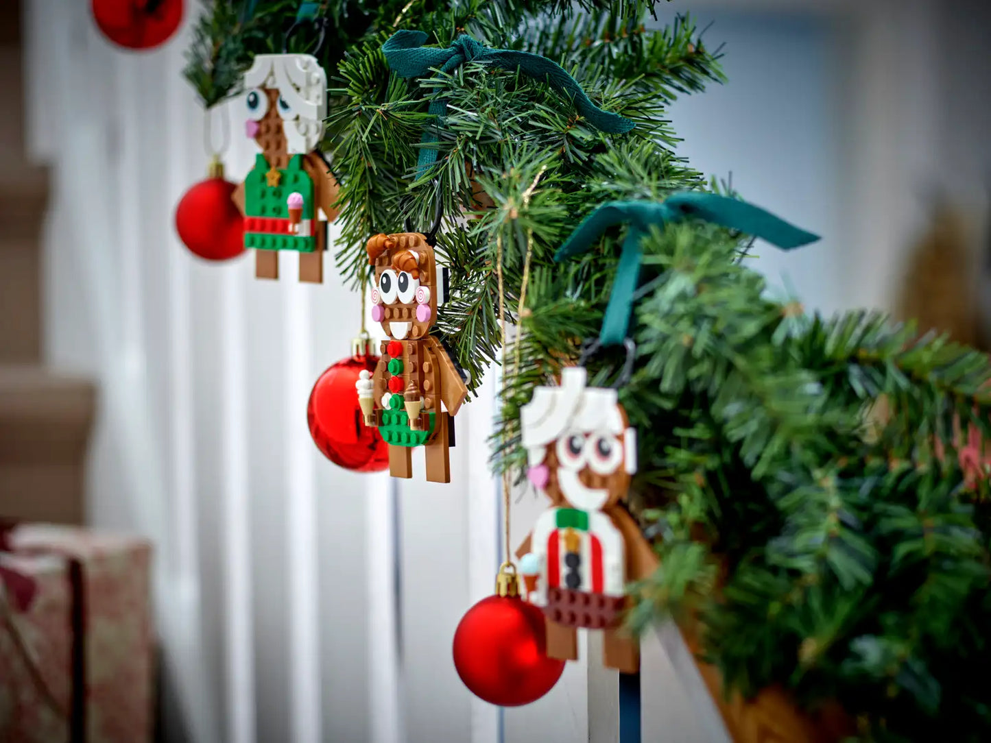 LEGO® Gingerbread Ornaments 40642