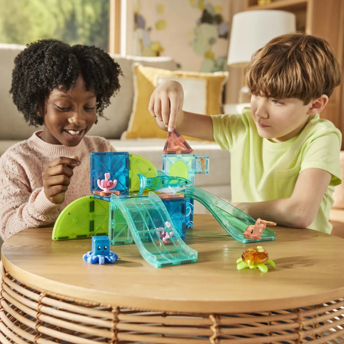 Magnetic Building Set 25-Piece: Coral Reef, Magna-Tiles