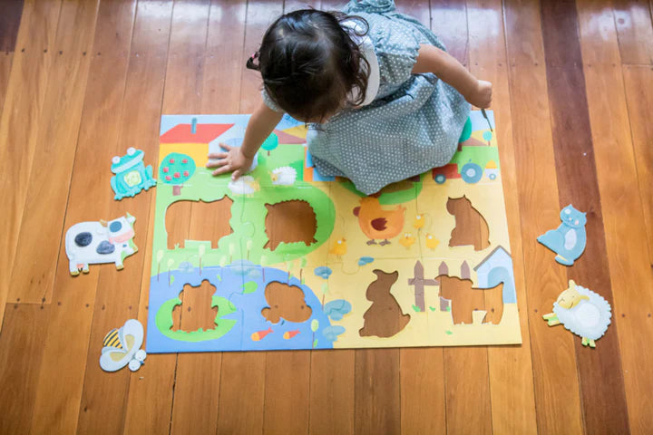 Djeco Giant puzzles Tactile farm puzzle - 12+8pcs