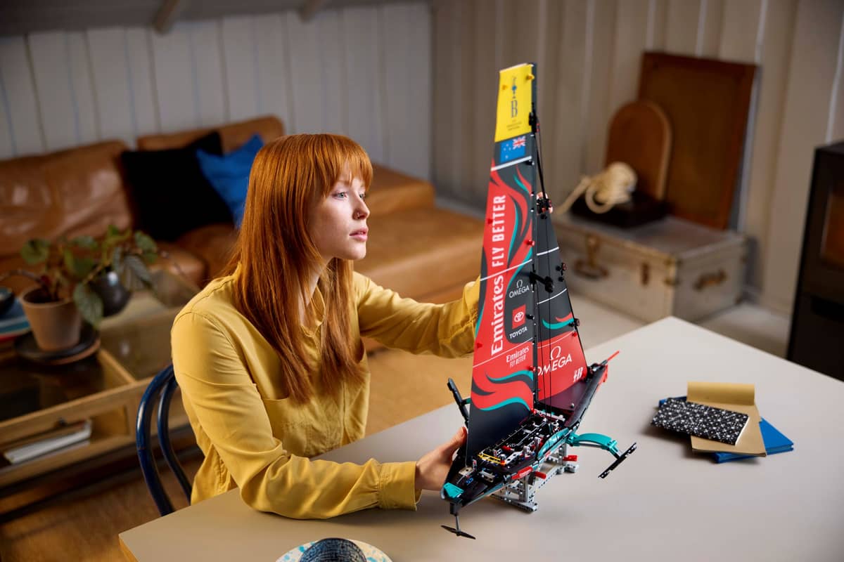 Emirates Team New Zealand AC75 Yacht 42174, Lego Technic