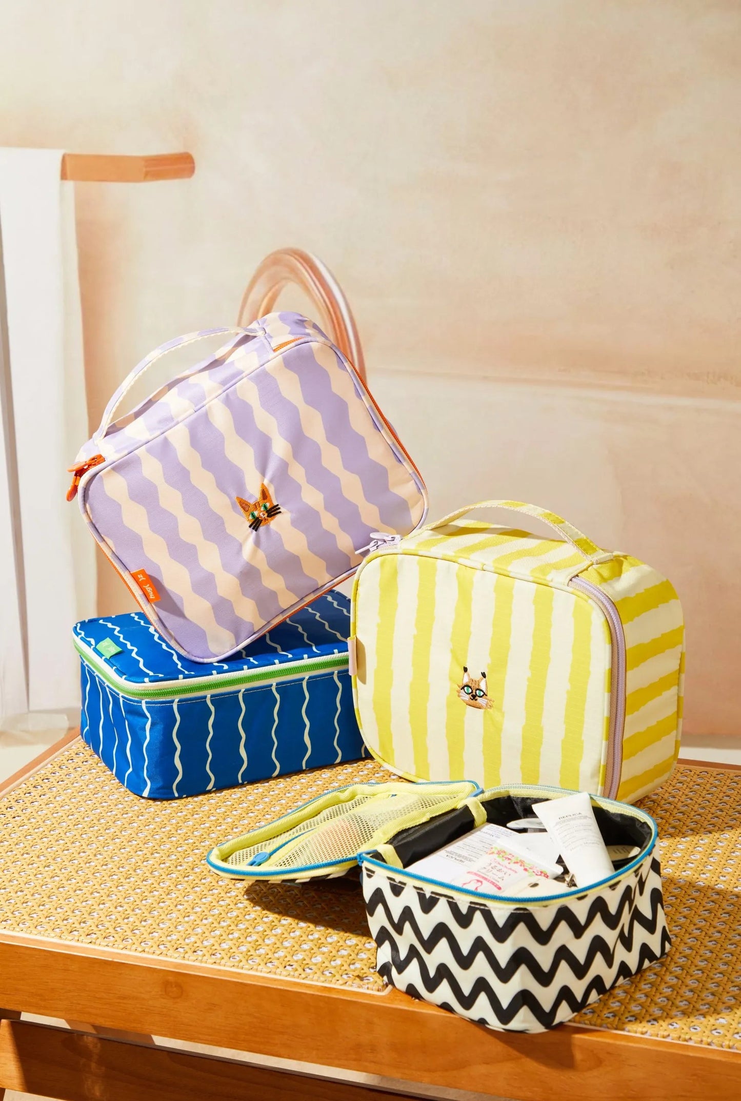 Beach Sunbath Toiletry Bag for Kids 3+