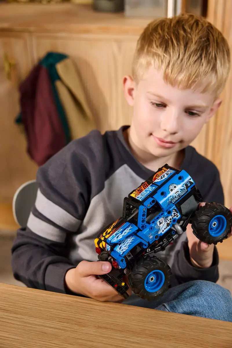 Monster Jam™ Grave Digger™ Fire and Ice 42219, Lego Technic