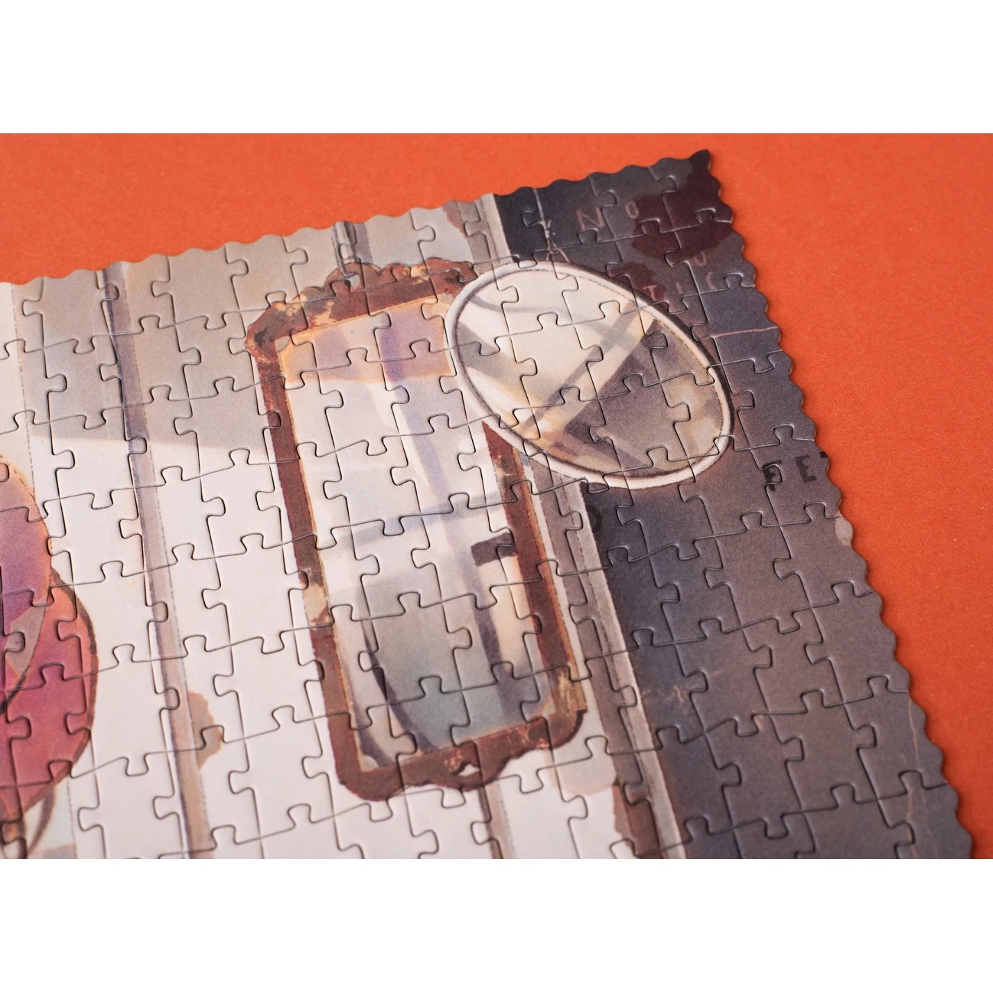 Sunday: 1000 Pieces, Puzzle