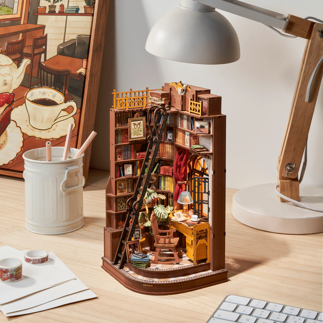 Book Nook Shelf Insert: Silent Corner Study, Rolife