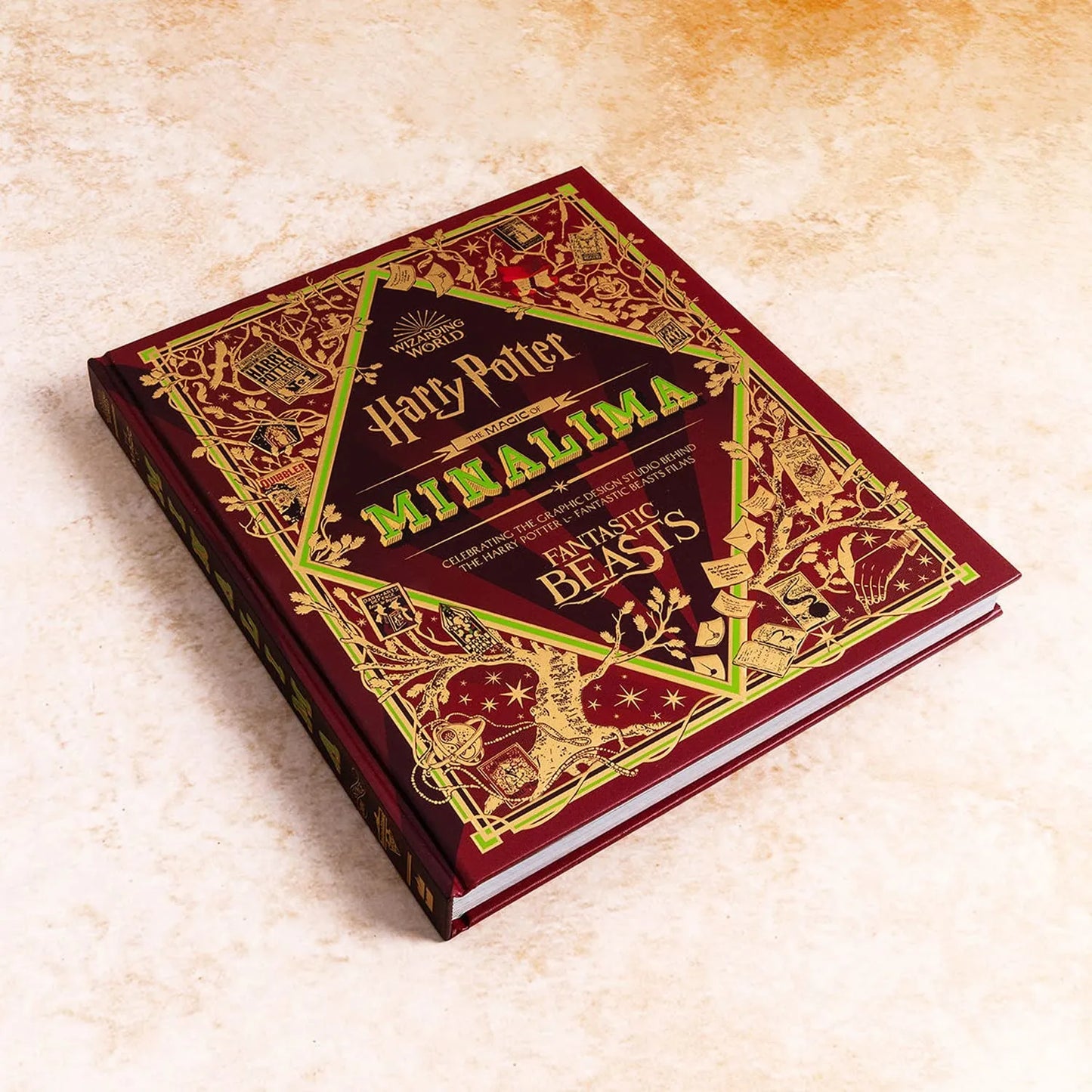 The Magic of MinaLima, Hardback for Fans 12+, English Language