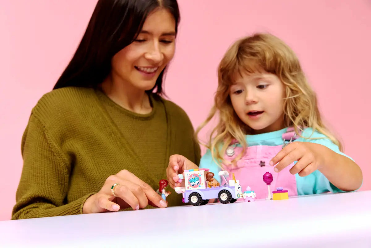 Unicorn Cake Delivery Car 42675, Lego Friends