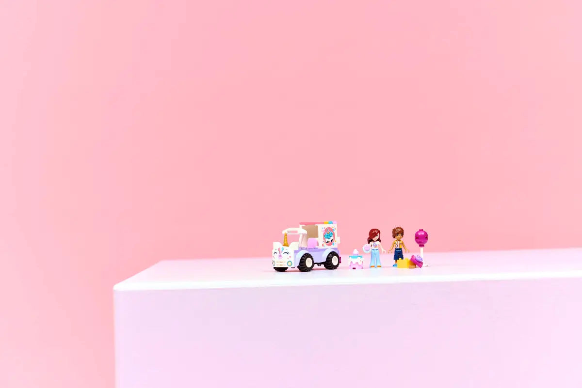 Unicorn Cake Delivery Car 42675, Lego Friends