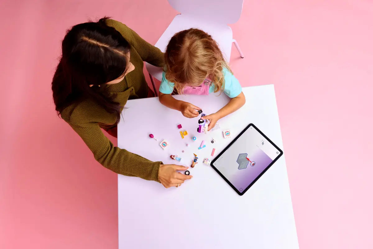 Unicorn Cake Delivery Car 42675, Lego Friends