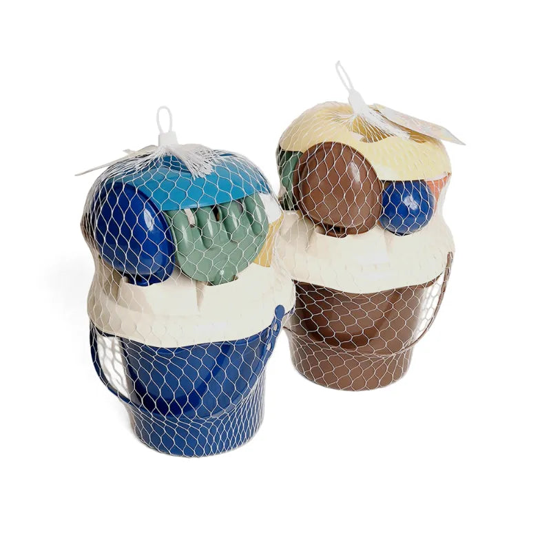 Beach Toy Set: Ice Cream Tub (choice of 2 colors),  Ludi