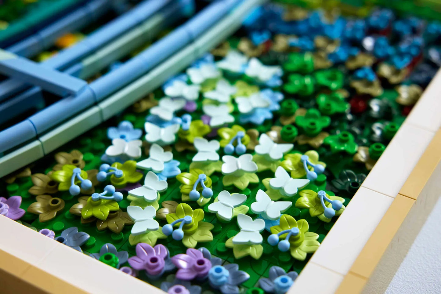Claude Monet – Bridge over a Pond of Water Lilies 31220, Lego ART