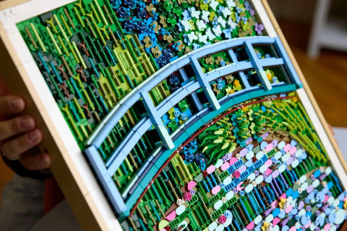 Claude Monet – Bridge over a Pond of Water Lilies 31220, Lego ART