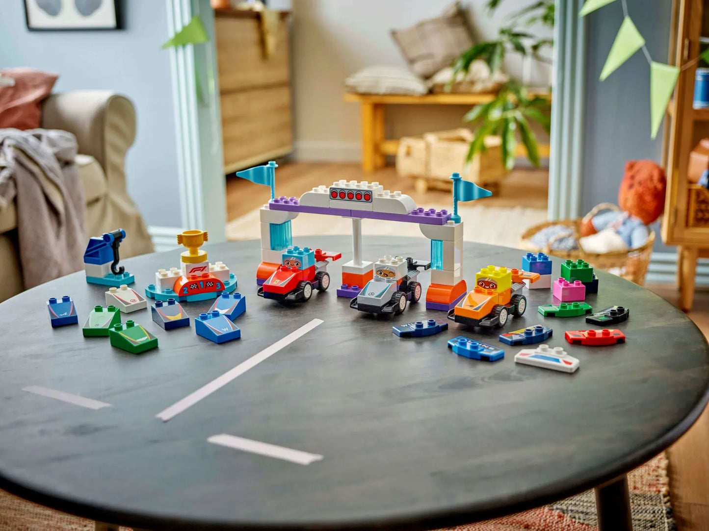 F1® Team Race Cars & Drivers, Lego DUPLO 10445