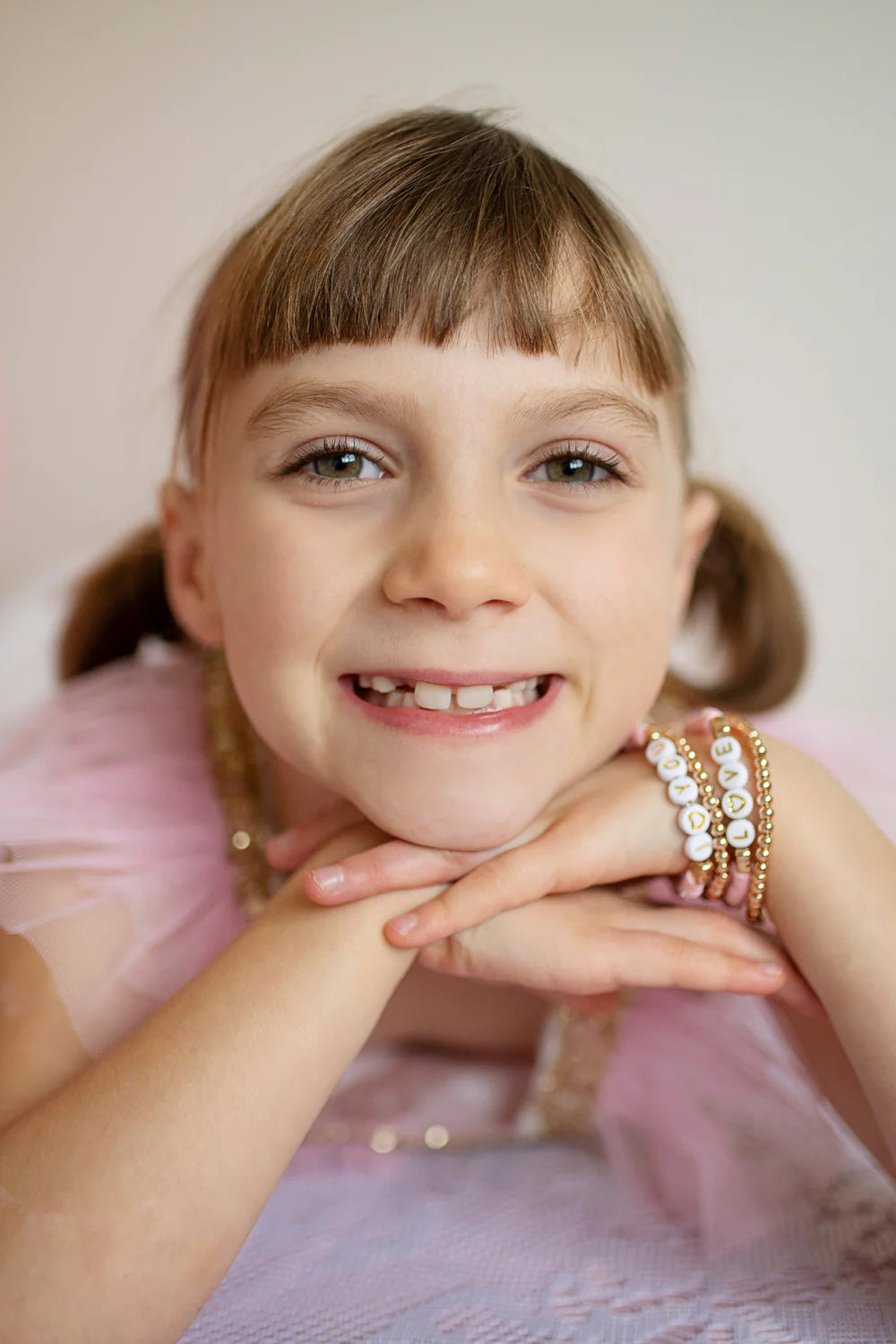 Bracelet 4 Pcs: Pink Love, Great Pretenders