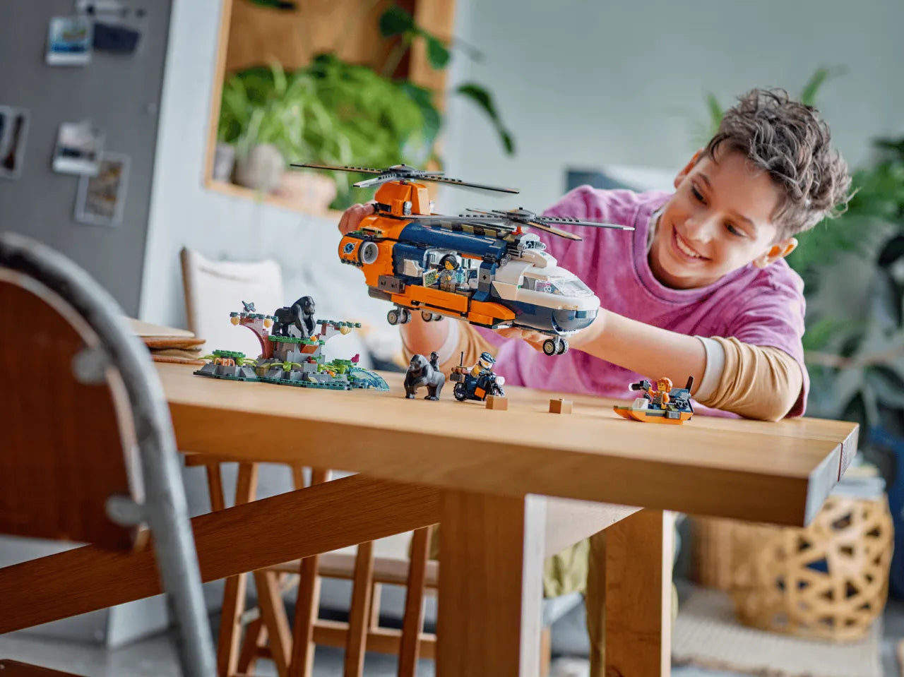 Jungle Explorer Helicopter at Base Camp, Lego City 60437
