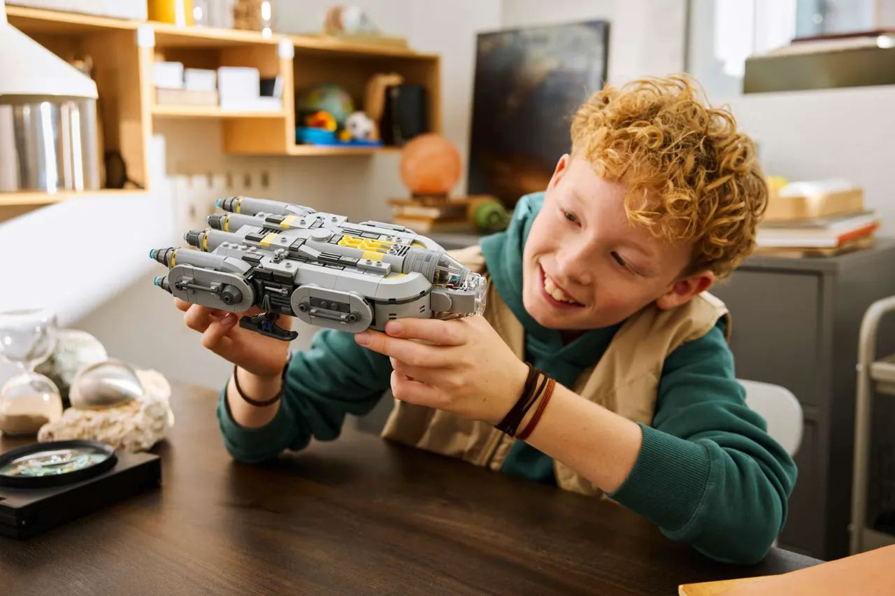 Anzellan Starship, Lego Star Wars Collection 701 Pieces, 75445