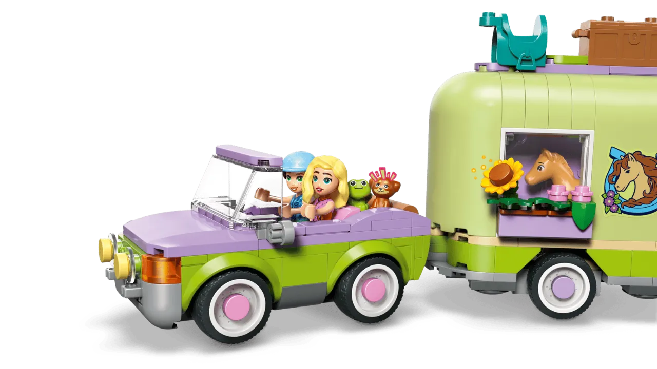 Horse & Baby Foal Trailer, Lego Friends Collection 279 Pieces, 42695