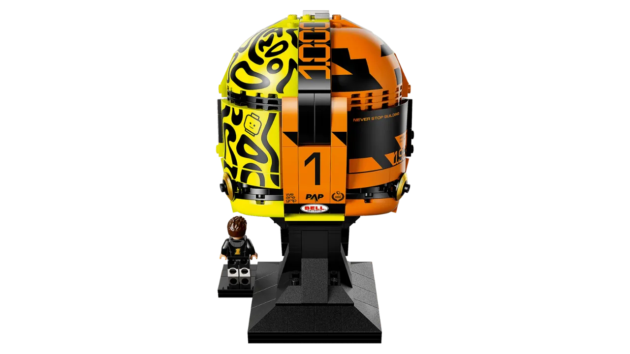 McLaren Mastercard F1 Team Lando Norris Helmet, Lego Editions Collection 793 Pieces, 43023