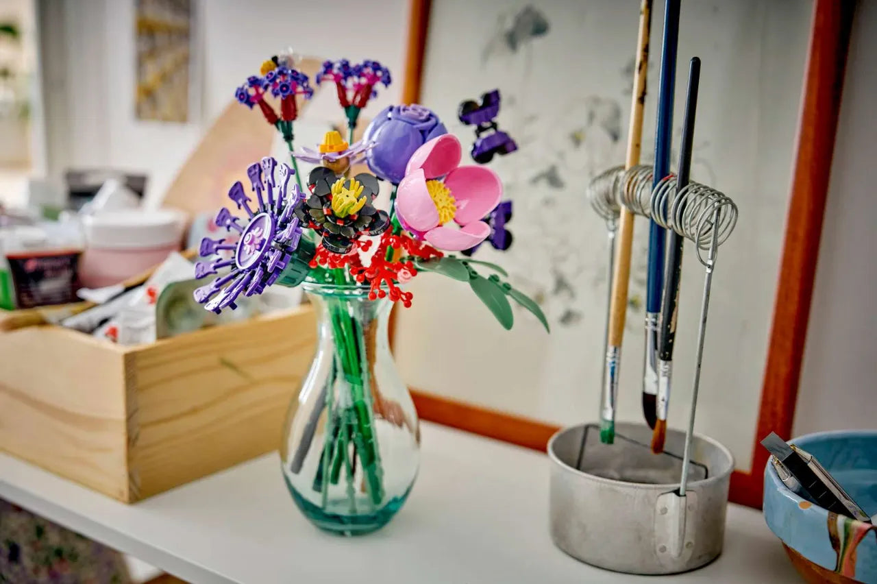 Olivia Rodrigo's Flower Bouquet, Lego Botanicals Collection, 11507