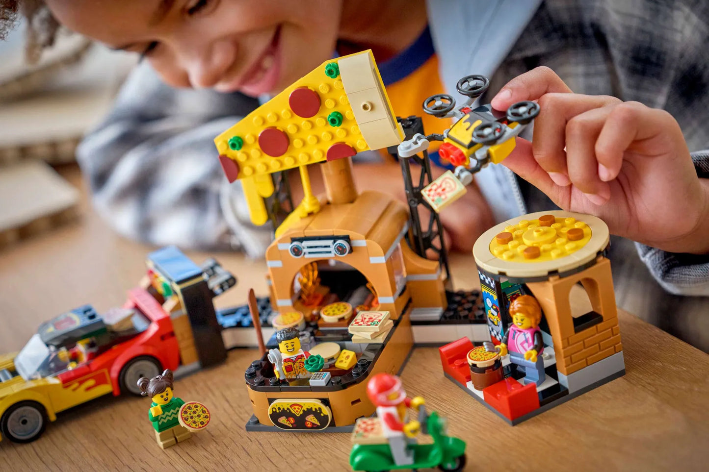 Pizza Delivery Experience with Vehicles 60496, Lego City