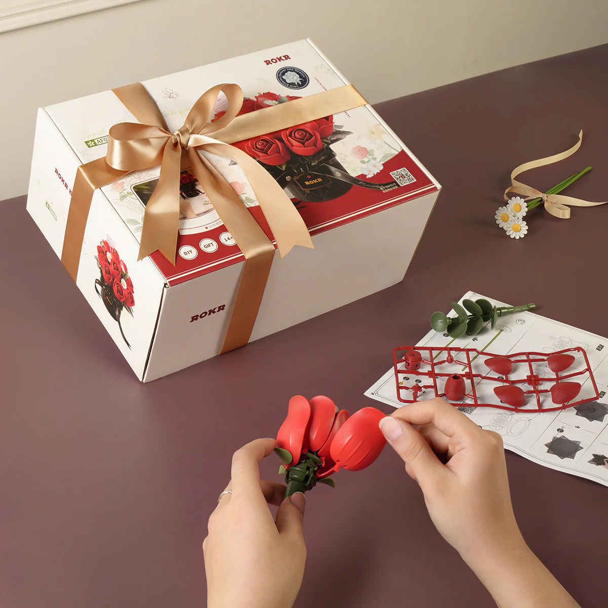 DIY 3D Puzzle: Red Rose Bouquet AF02J, ROKR