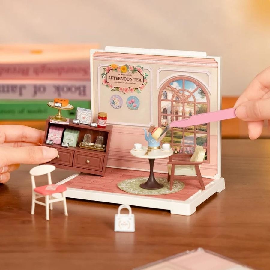 Rolife Mini Super Creator DIY Miniature House - Honey Tea Lounge DWS02B
