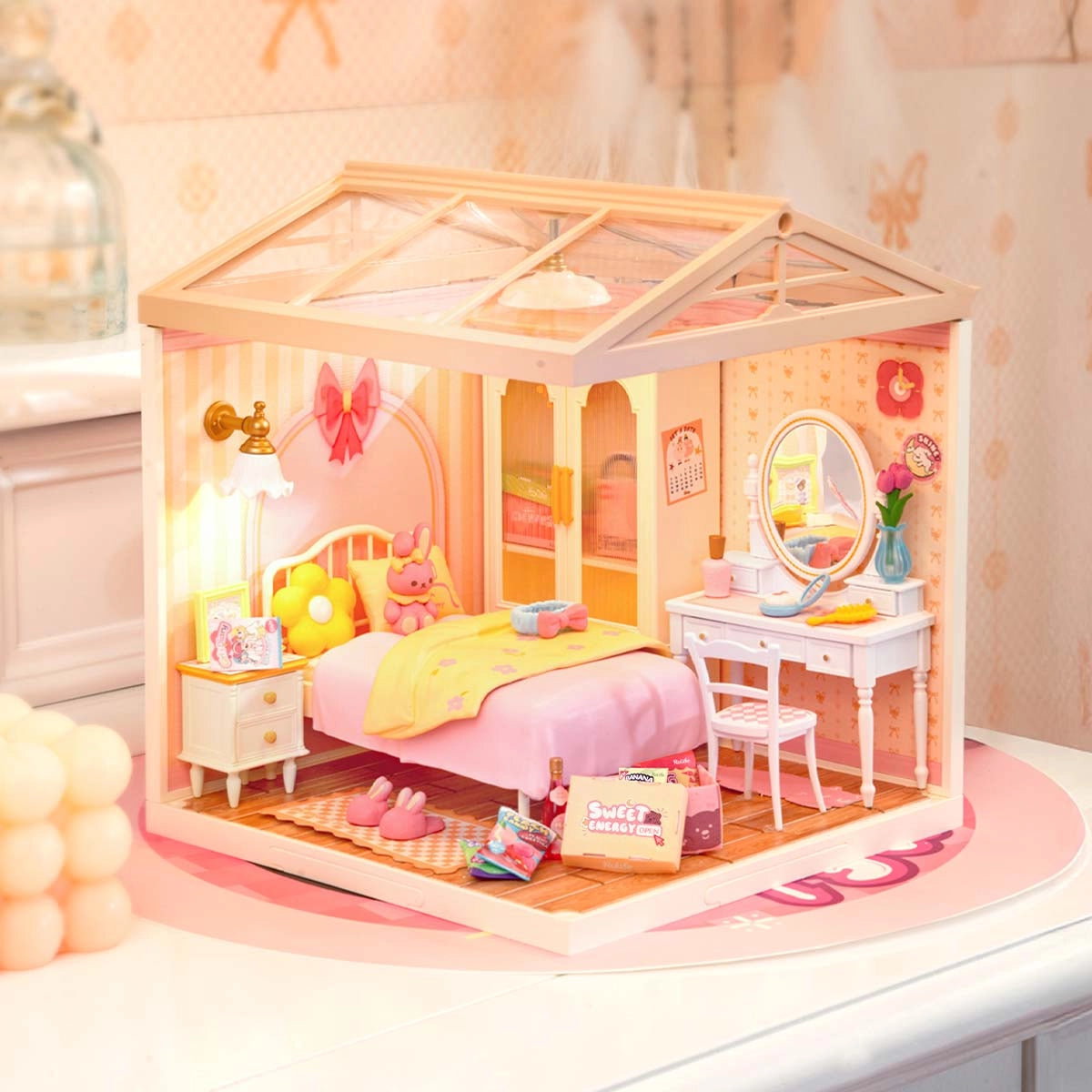 Rolife Super Creator Miniature House - Lovely Pink Bedroom DW016