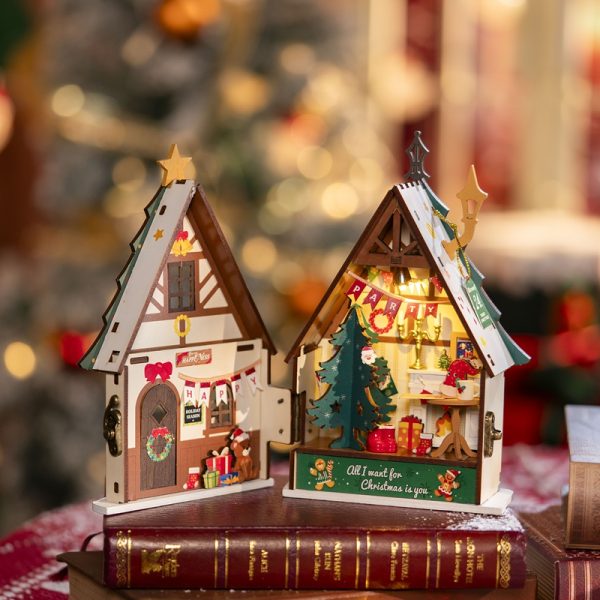 Rolife DIY Miniature House - Twinkling Christmas House DS036
