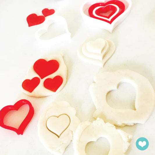 Wonderdough Valentines Gift pack, 2 tubes+2 cutters